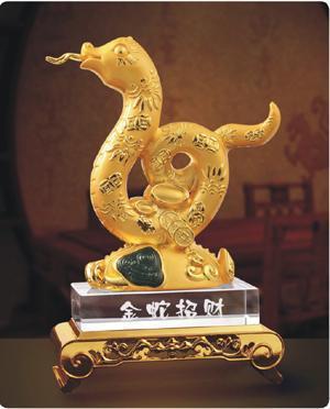 广州环典工艺品 2013水晶蛇年礼品系列引领工艺新风尚